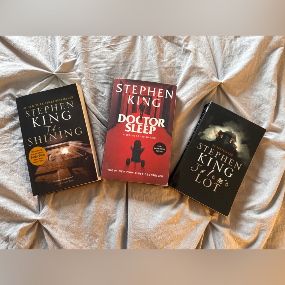 Stephen King Paperback Bundle - Picture 1 of 2